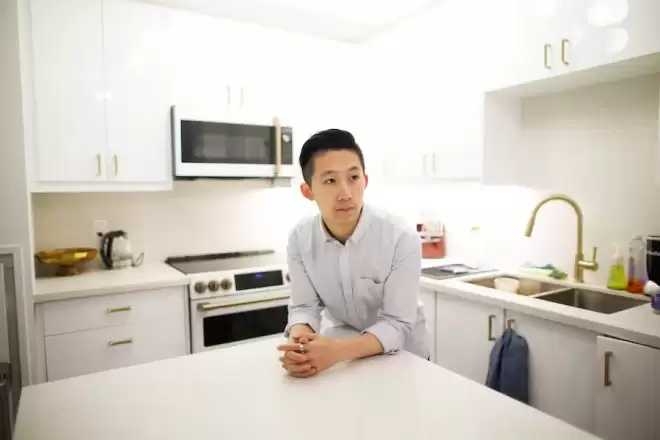 不买房的反而赚翻了！多伦多32岁华裔IT男：我宁可租，更自由！