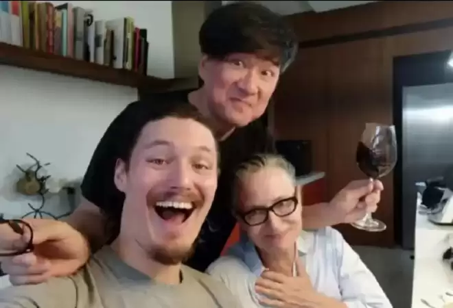 周华健带洋媳妇回潮汕！65岁妻子满头银发