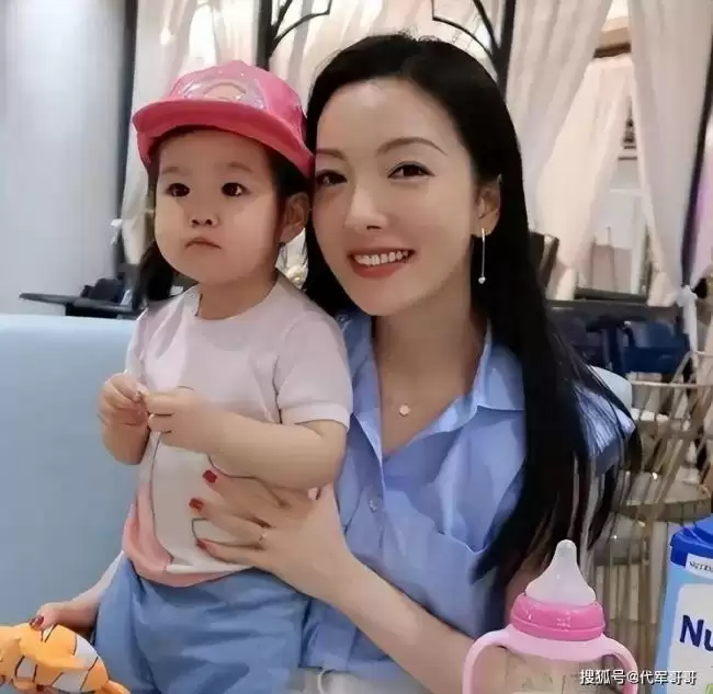 原来她是王励勤的妻子！身份曝光不简单