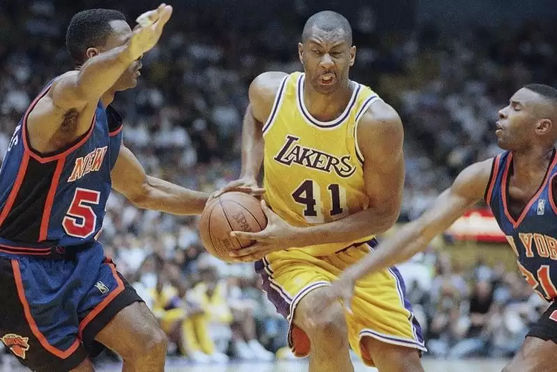 NBA湖人前中锋坎贝尔佛州溺毙 警方研判死于意外