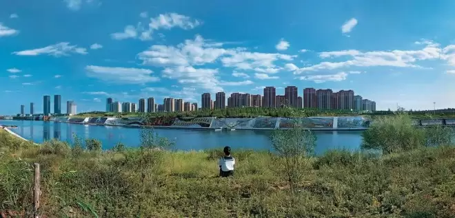 被全国嘲笑十年！昔日“鬼城”如今挤满人
