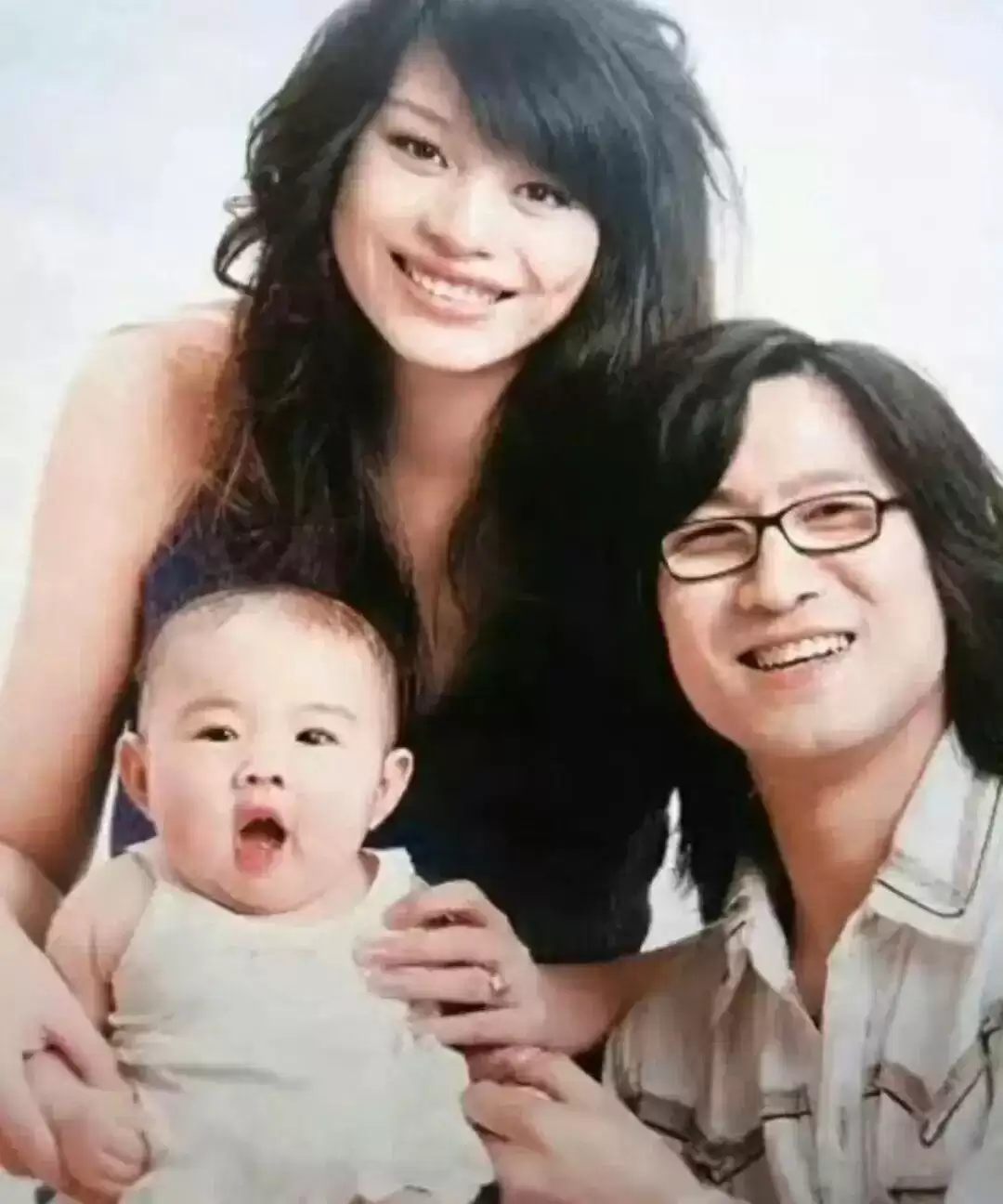 葛荟婕自曝放不下汪峰 称并非余情未了
