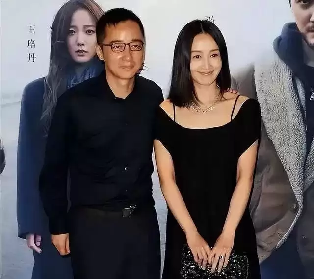 她是“最风流”女主持，曾将2个有妇之夫玩弄于股掌