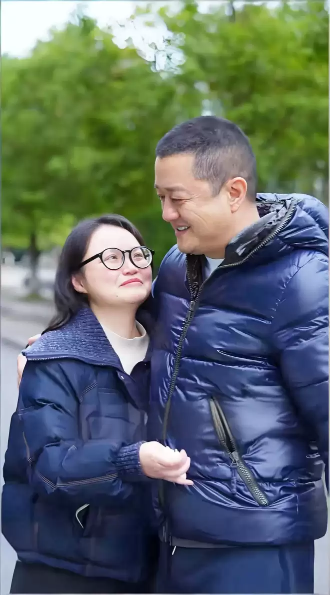 李亚鹏：一视频看哭全网,网友不忍再喊他“老赖”