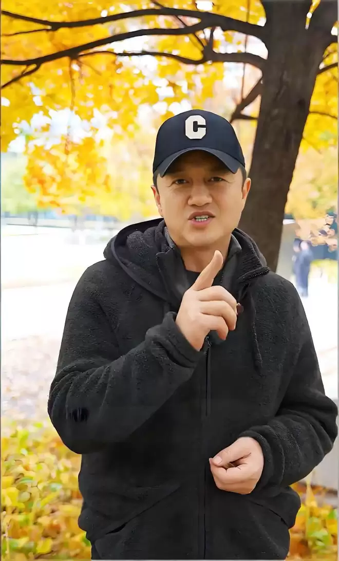 李亚鹏：一视频看哭全网,网友不忍再喊他“老赖”