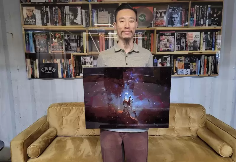 华人奶爸半夜带娃 后院发展天文摄影事业