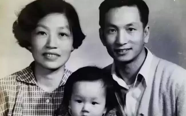 娶了中国首位女子世界冠军，晚年却无人照看