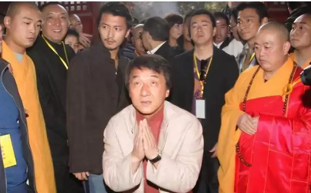 释永信海外视频流出，导演张纪中惨遭牵连