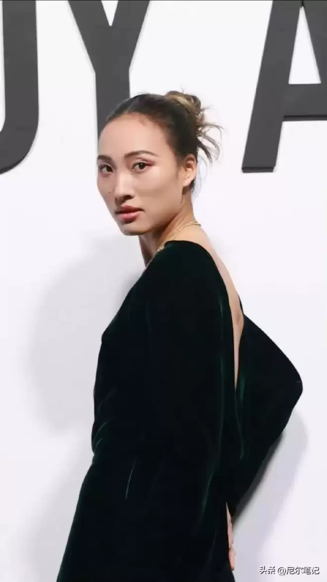 迪奥活动：李冰冰老了，王子文脸垮僵硬