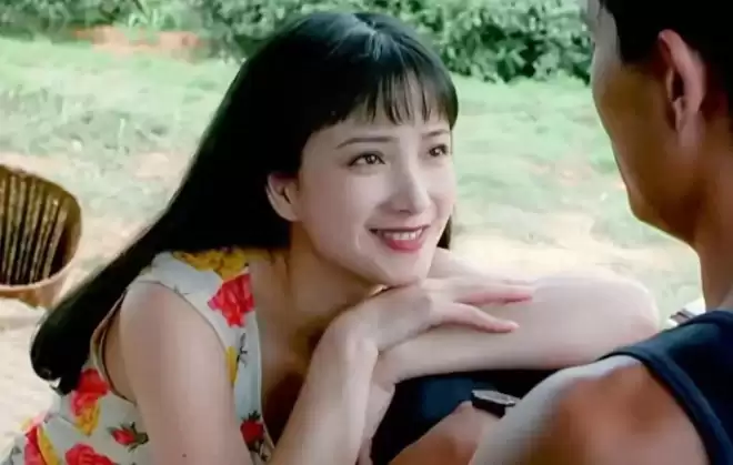 好友公开何晴珍贵合影，透露许亚军真实一面....