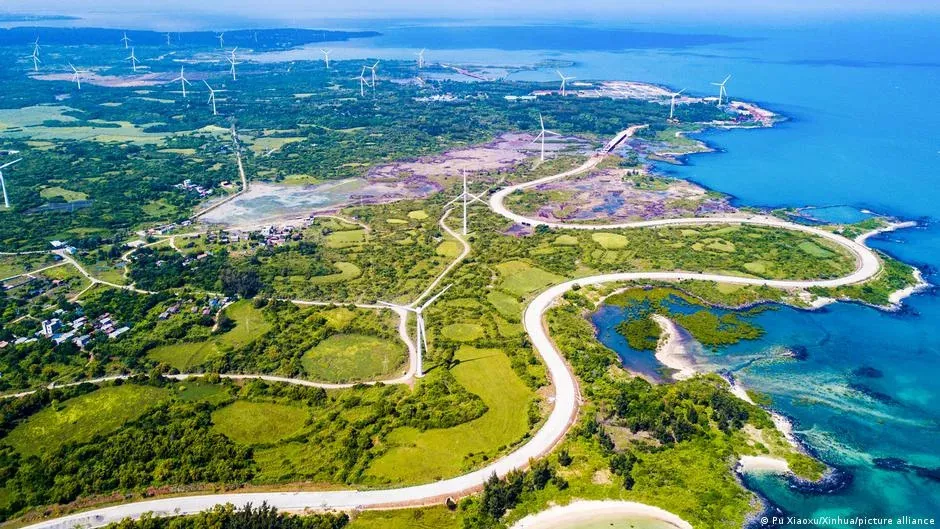 海南全岛正式“封关”打造全球最大自由贸易港