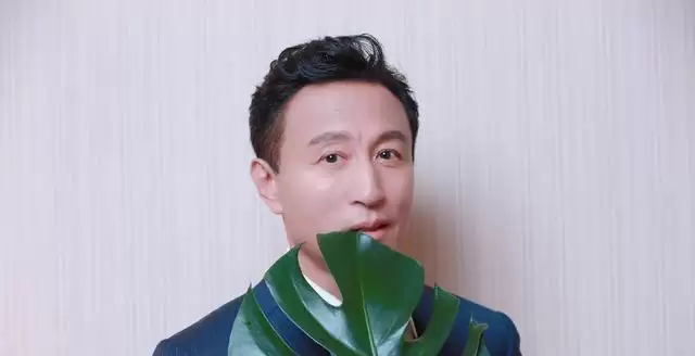 胡歌的老师 独闯美国16年 世贸顶层有他的画像