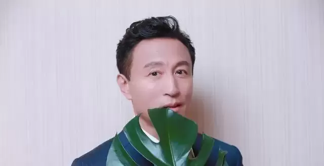 胡歌的老师 独闯美国16年 世贸顶层有他的画像