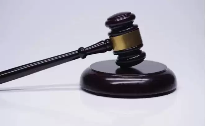 “00后”在校大学生制造假币获刑：网上买材料并学习