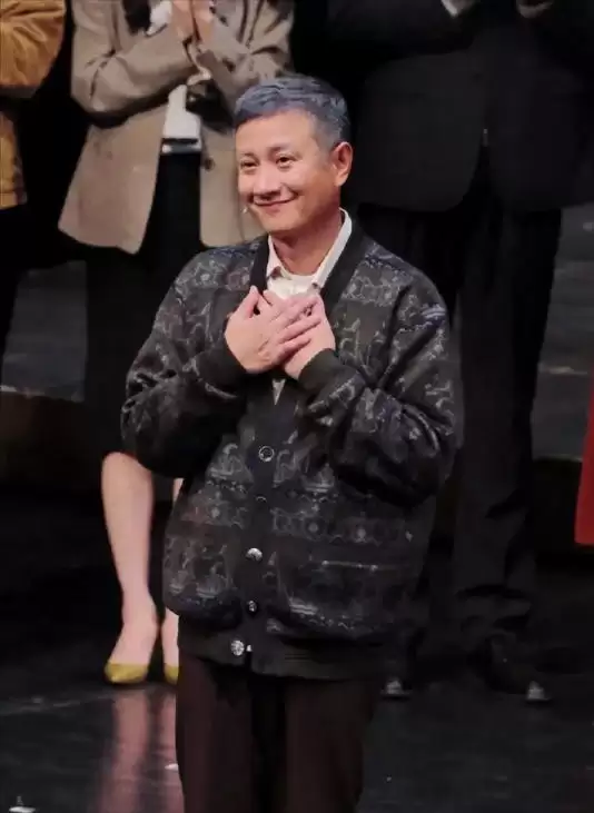 41岁文章一脸沧桑满头白发 错怪姚笛了