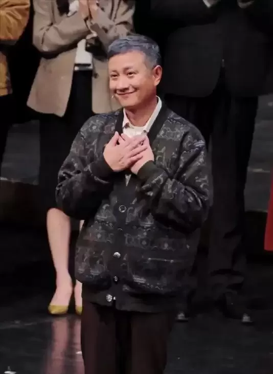 41岁文章一脸沧桑满头白发 错怪姚笛了