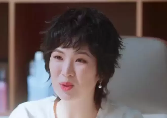 任正非没想到 孟晚舟卸任 姚安娜开始给他争光