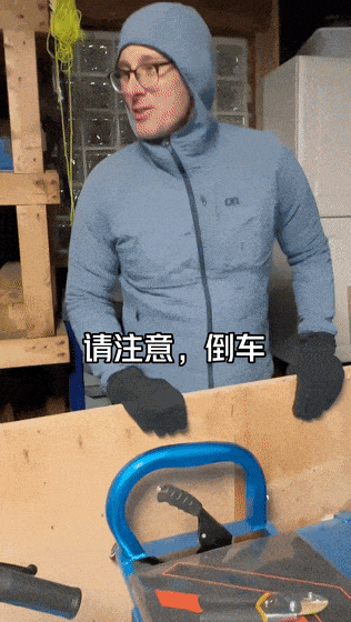 顶流！国产"老头乐"爆火加拿大！老外排队抢！居然卖这个价！