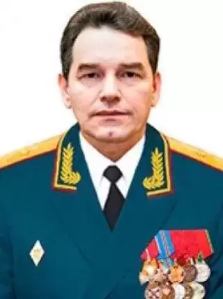 俄中将遭汽车炸弹袭击,目击者：没开几米突然爆炸
