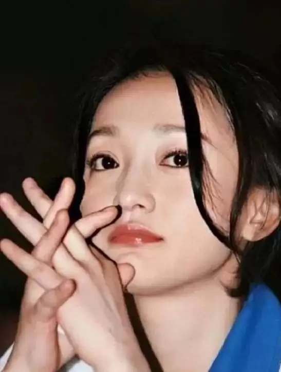 51岁“无人敢娶”的周迅，给中年女性提了个醒