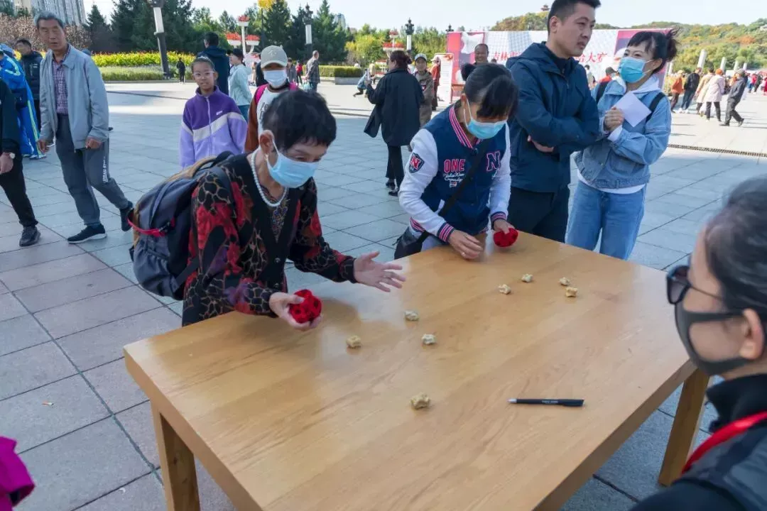 又冷又冻的冬天，东北人过得“老带派”了