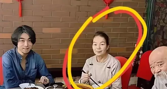 演员李琦不顾医生劝阻,每天2包烟顿顿8两白酒,今身体状况如何