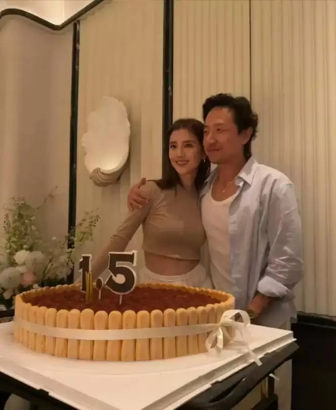 从烧腊摊女孩到1.5亿带货女王，吴千语可不止会嫁豪门！