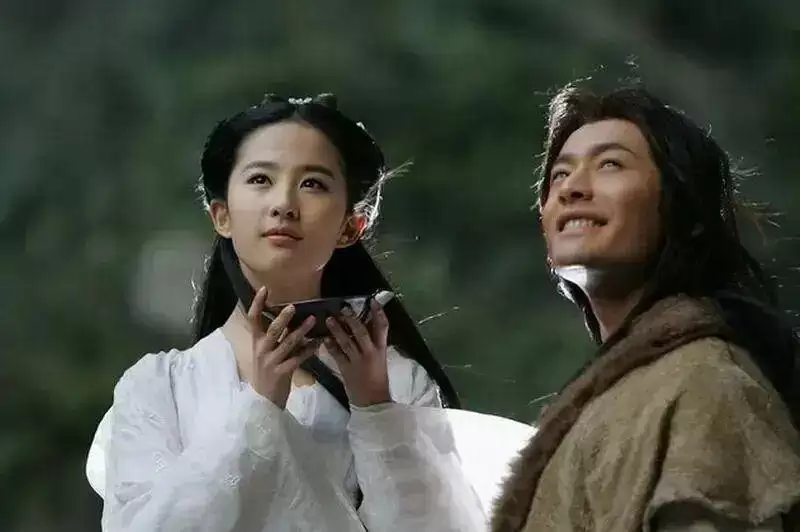 黄晓明自曝拍《神雕》时曾救过刘亦菲的命