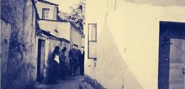 90年代中国街头巷尾 “风尘女子”们的旧照