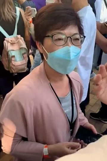 潜在腐败和监管疏漏：香港宏福苑大火因何而起？