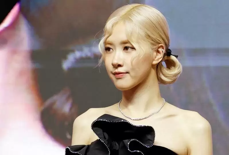 全球百大美女揭晓 Rosé夺冠BP全上榜 乳神史威尼第2