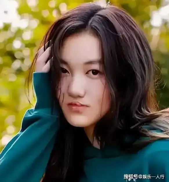 李亚鹏没想到，自己辛苦养大的李嫣，如今....