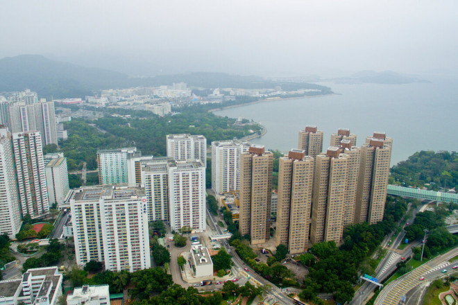 潜在腐败和监管疏漏：香港宏福苑大火因何而起？