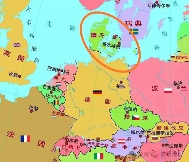 明明是世界领土大国，她偏要伪装成弹丸小国