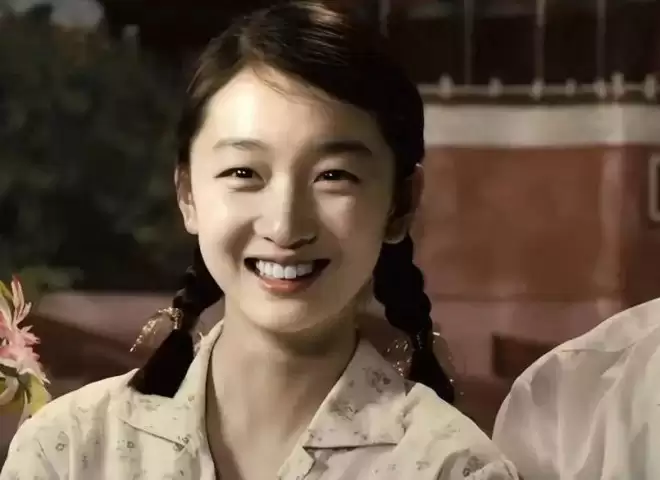 90后女演员人气大洗牌：3人稳坐主桌，2人下桌