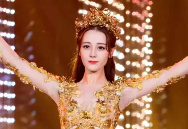 90后女演员人气大洗牌：3人稳坐主桌，2人下桌