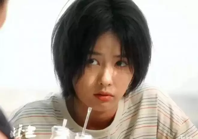 90后女演员人气大洗牌：3人稳坐主桌，2人下桌