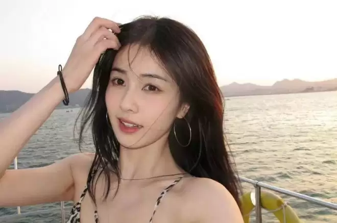 90后女演员人气大洗牌：3人稳坐主桌，2人下桌