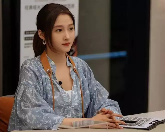 90后女演员人气大洗牌：3人稳坐主桌，2人下桌