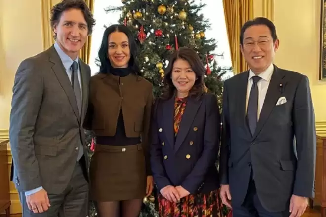 特鲁多在当总理之前就已是"名人": 如今生活, 比他爸当年好太多!