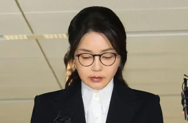 金建希卖官鬻爵 权力大过总统?前第一家庭走向终局