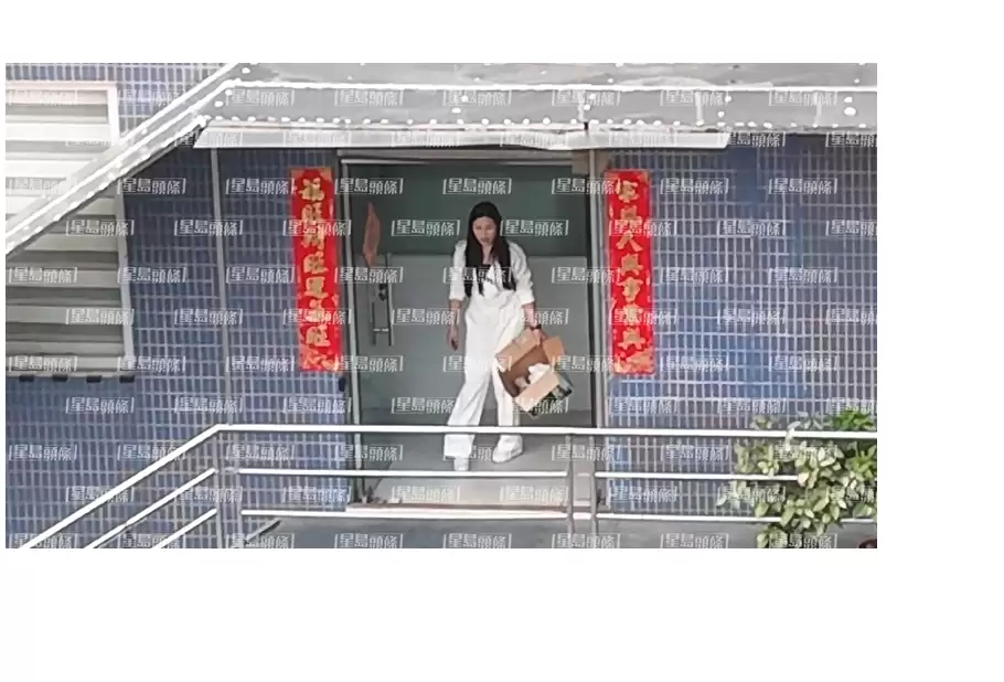 李龙基被爆分手后除夕首现身  能力范围内经济助王青霞  对爱情彻底失望︰开心活埋呢几年算啦