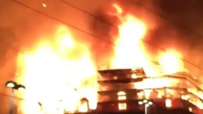 新年惨剧! 滑雪胜地突发爆炸155死伤! 人群尖叫踩踏 灾难画面曝光