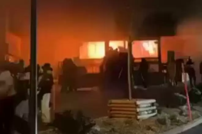 新年惨剧! 滑雪胜地突发爆炸155死伤! 人群尖叫踩踏 灾难画面曝光