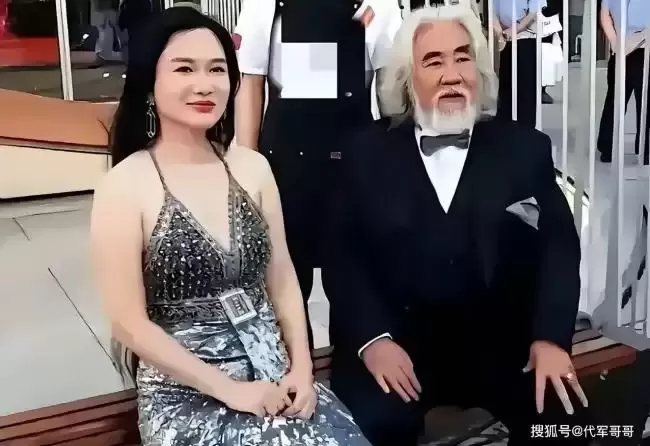 不演了？张纪中妻自曝私生活，将心酸展露无遗