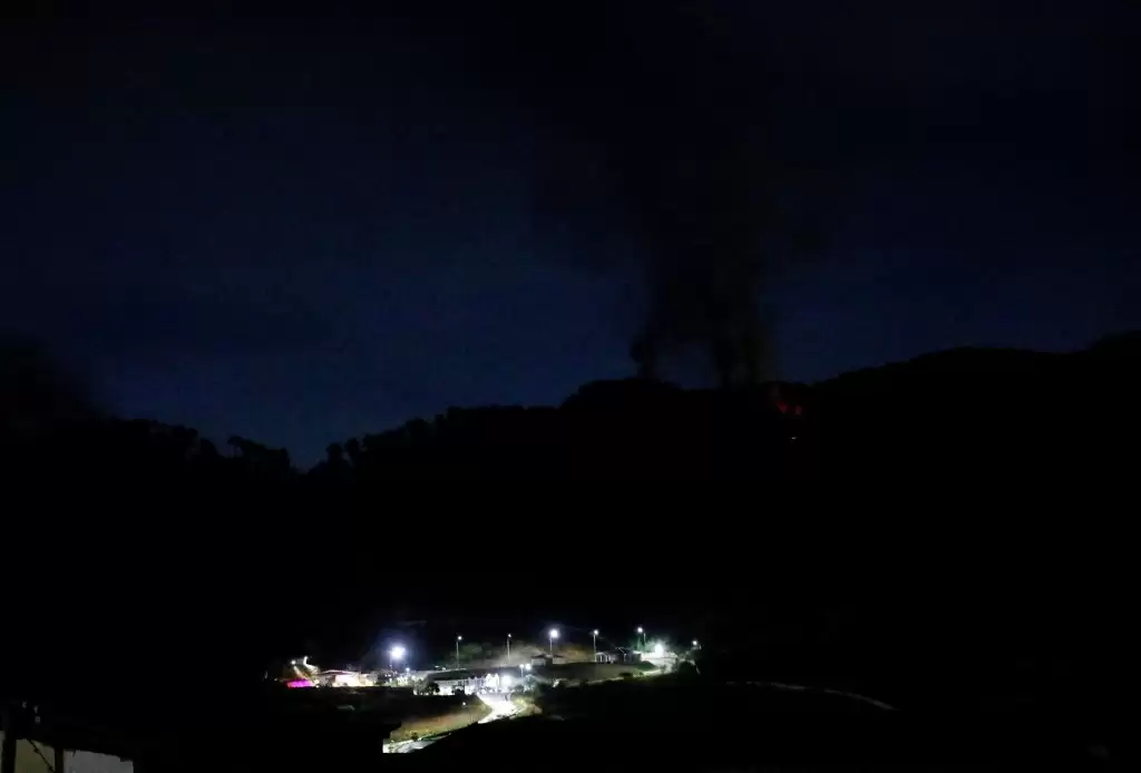 空袭委内瑞拉︱特朗普称已抓获马杜罗夫妇 委副总统：要求证明他还活着