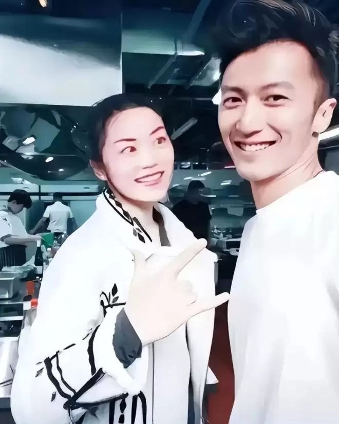 杨澜的爆料 撕下了王菲的“遮羞布” 难怪谢霆锋拒绝和她结婚