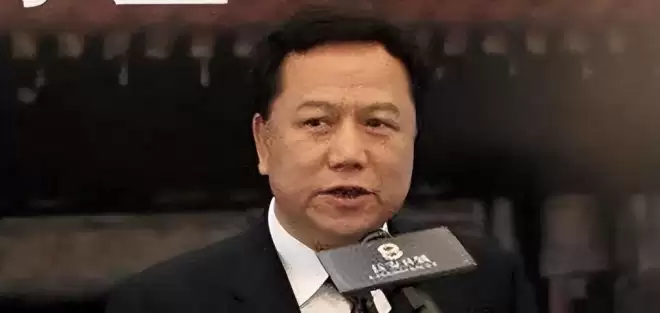 彻底不装了？百亿老公失联7年后 王艳还是走上了张柏芝老路