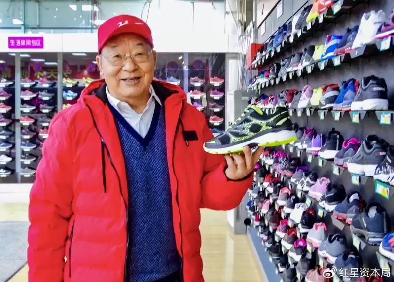 中国鞋王断绝父子关系 汪海：拒“美国人”接班