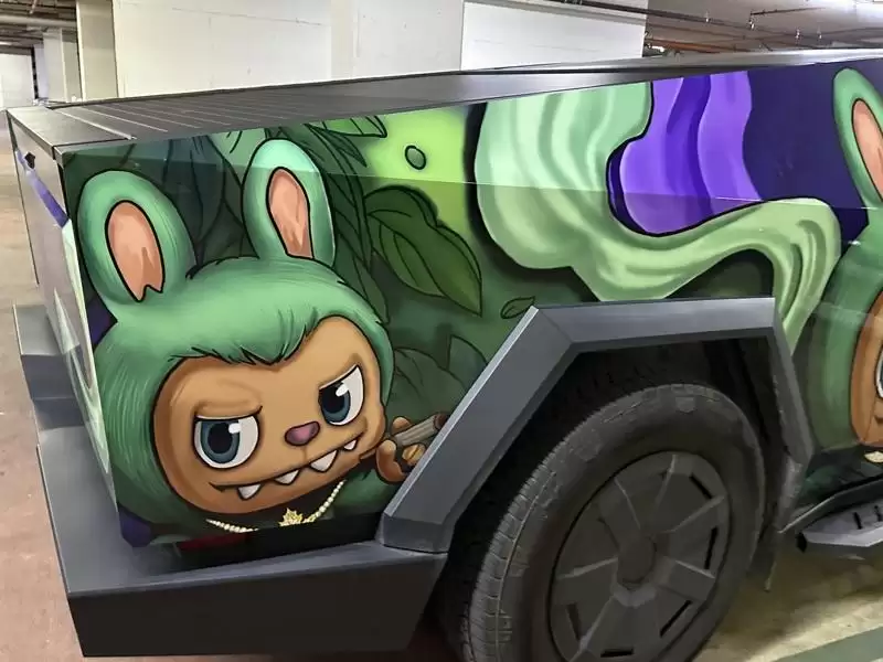 特斯拉画满Labubu…个性化彩绘汽车 惊艳南加街头